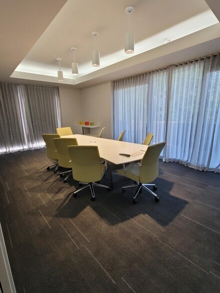 More Photos Of 700 E 8th St, Kansas City Apartments For Sale