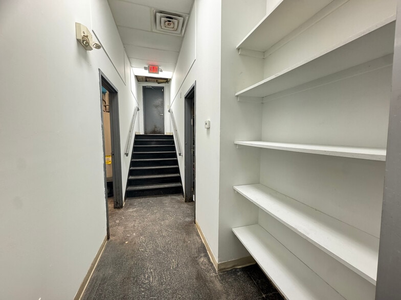 More Photos Of 403-407 Gallatin Ave, Nashville Restaurant For Lease