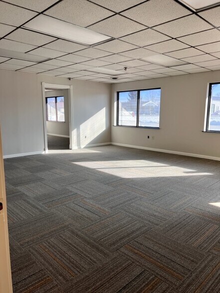 More Photos Of 775 W Smith Rd, Medina Industrial For Lease