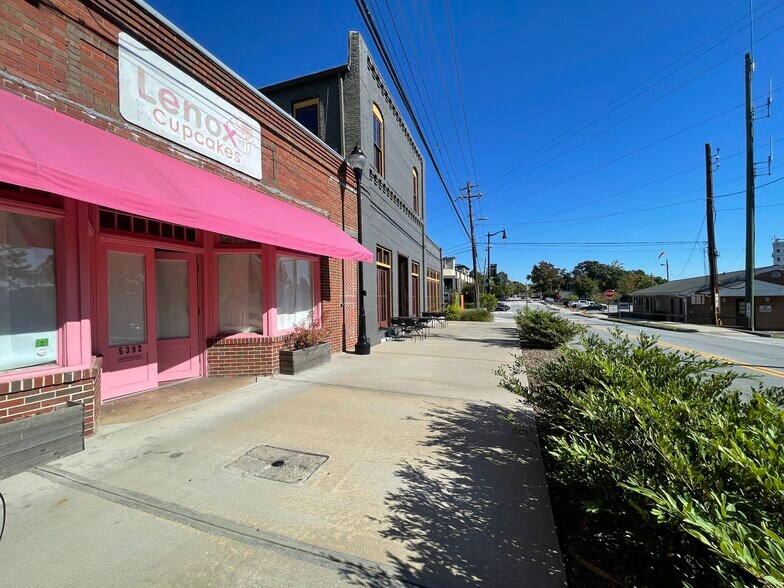 More Photos Of 5392 Peachtree Rd, Chamblee Storefront For Lease