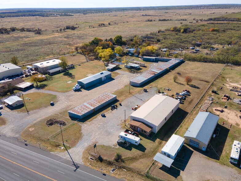 More Photos Of 1264 US Highway 281, Wichita Falls Service For Sale
