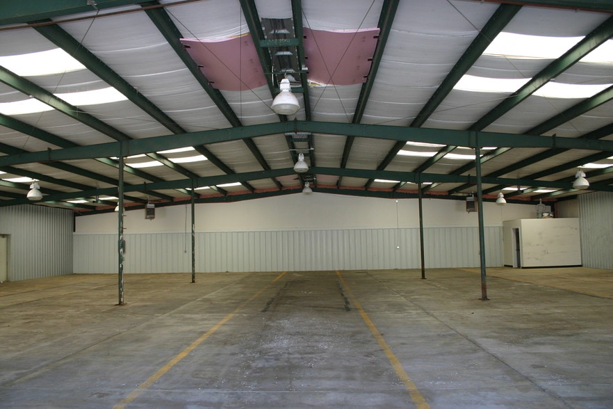 More Photos Of 24 Varner Dr, Claysville Warehouse For Sale