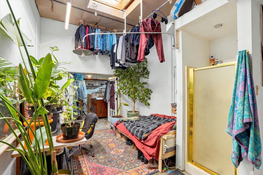 More Photos Of 3110 Memphis St, Philadelphia Warehouse For Sale