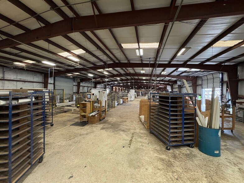 More Photos Of 16261 Hollister St, Houston Unknown For Lease