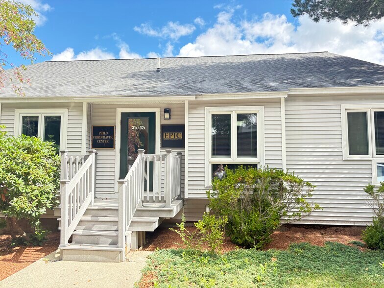 More Photos Of 76 Northeastern Blvd, Nashua Office For Sale