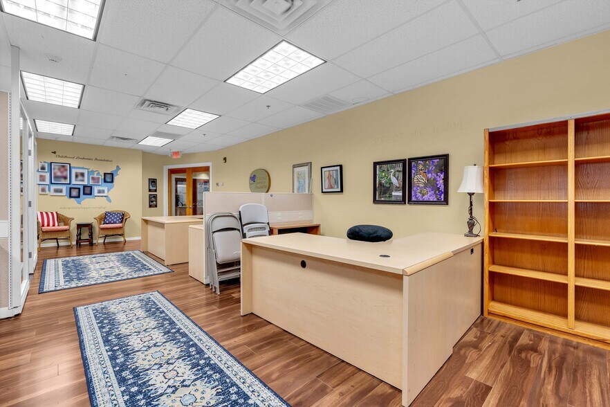 More Photos Of 807 Mantoloking Rd, Brick Office For Sale