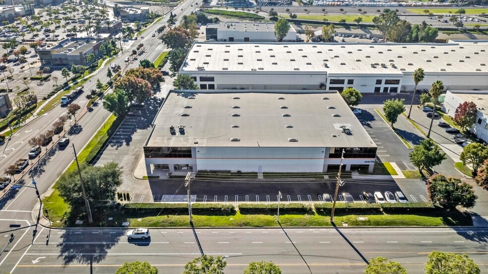 More Photos Of 4475 Eucalyptus Ave, Chino Warehouse For Lease