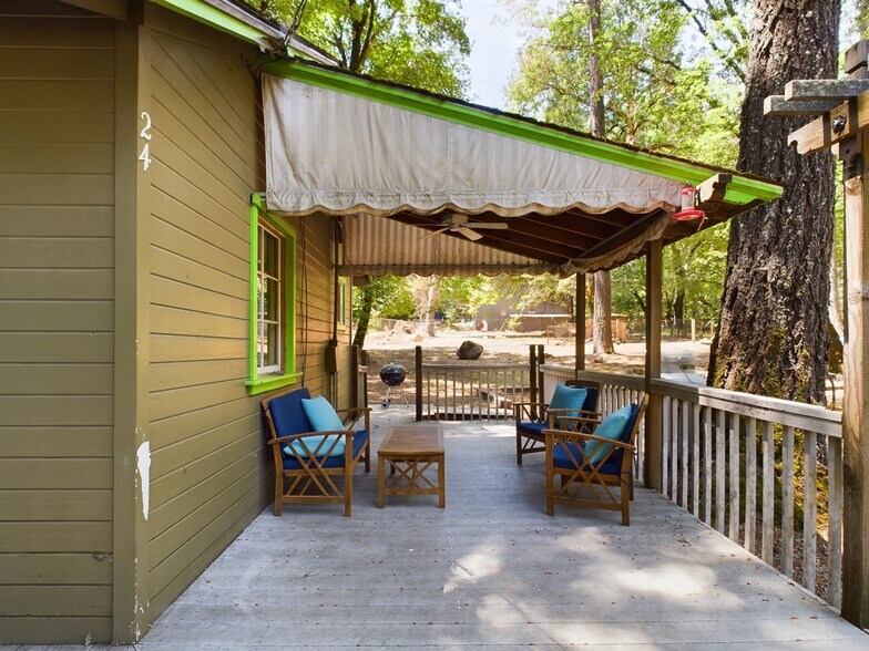 More Photos Of 15960 Bottle Rock Rd, Cobb Hotel For Sale