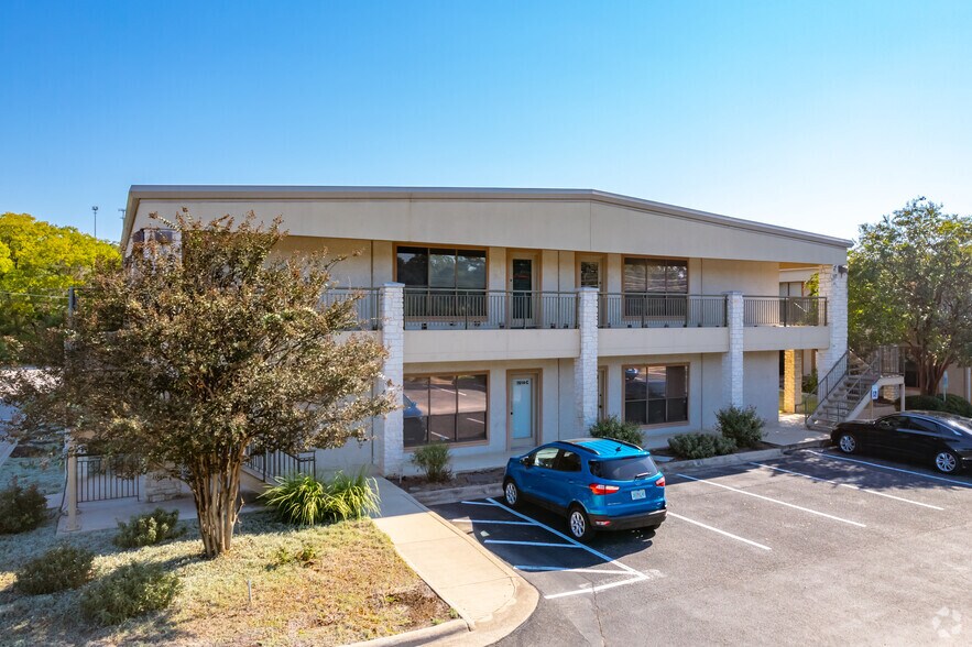 More Photos Of 7608-7614 Hwy 71 W, Austin Office For Lease