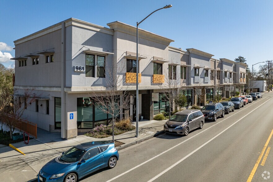 Primary Photo Of 961 Gravenstein Ave, Sebastopol Apartments For Lease