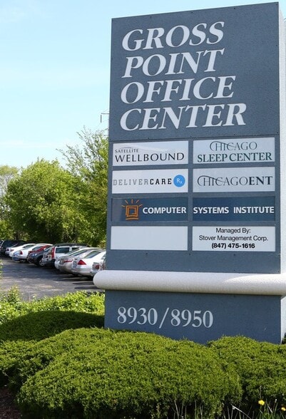 More Photos Of 8930-8950 Gross Point Rd, Skokie Unknown For Lease