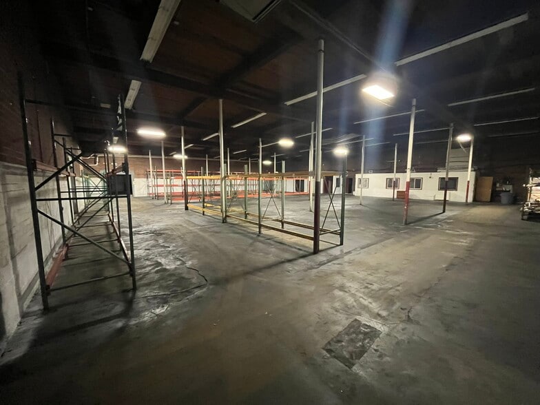 More Photos Of 104 Hay St, West Warwick Refrigeration Cold Storage For Sale