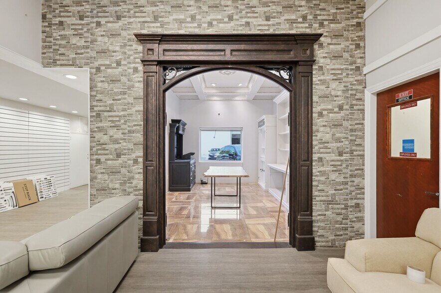 More Photos Of 17 Sweetmans Ln, Manalapan Township Freestanding For Lease