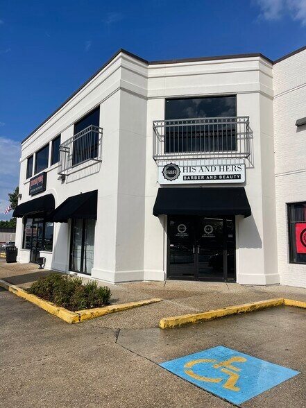 More Photos Of 5830 S Sherwood Forest Blvd, Baton Rouge Freestanding For Lease