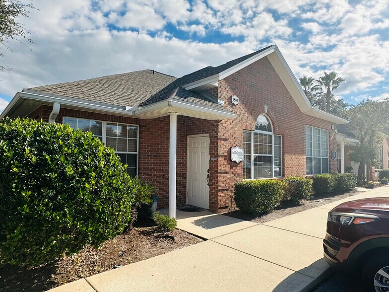 More Photos Of 6817 Southpoint Pky, Jacksonville Medical For Lease