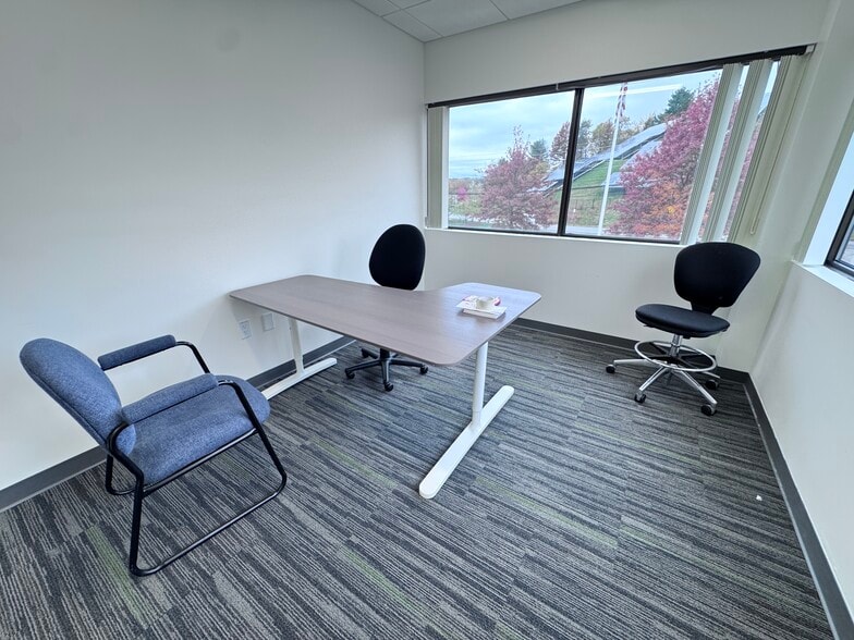 More Photos Of 100 Pennsylvania Ave, Framingham Office For Lease