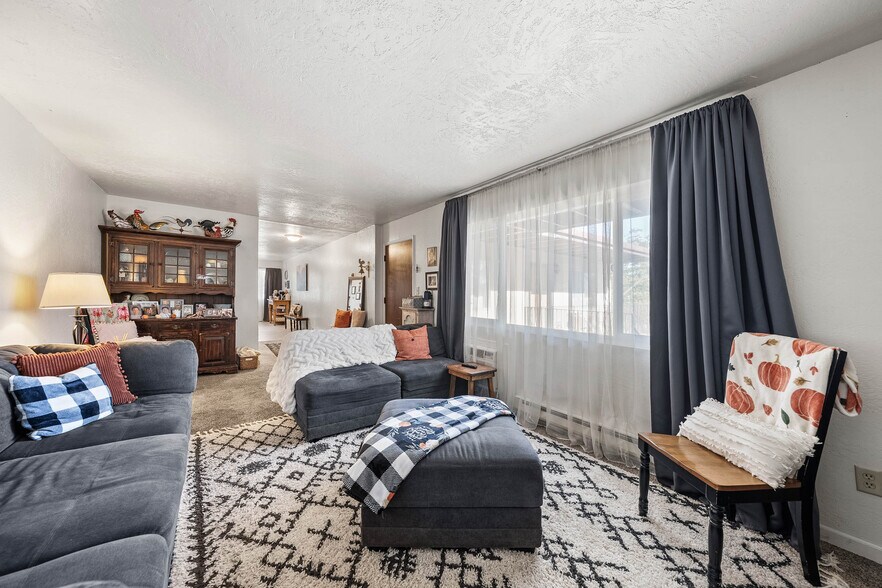 More Photos Of 4584 S Terrace Ave, Lakeport Apartments For Sale