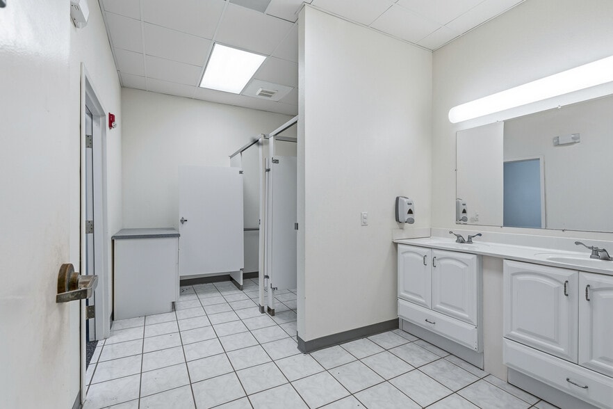 More Photos Of 2828 Harvest Rd, Jay Religious Facility For Sale