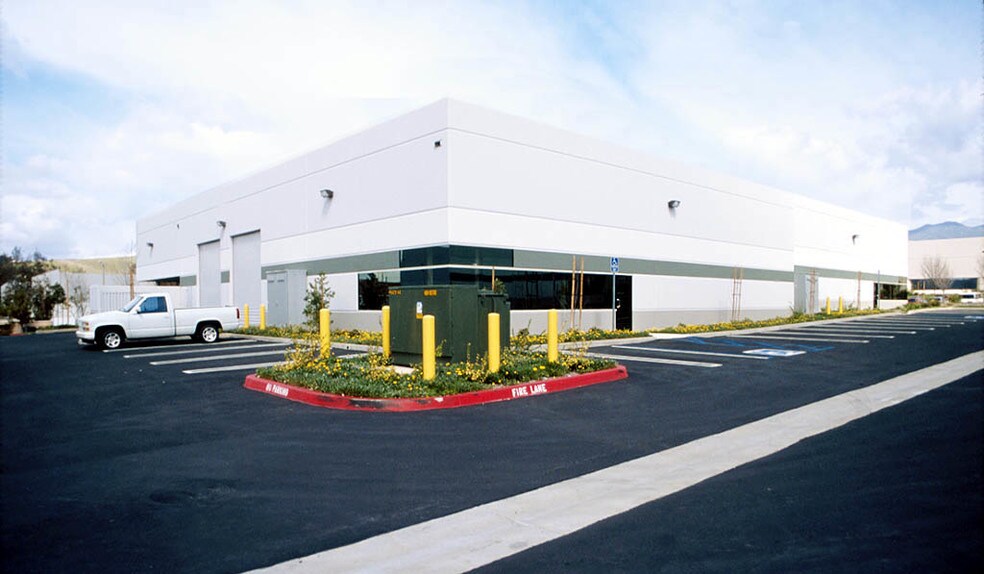 More Photos Of 23252 Arroyo Vista, Rancho Santa Margarita Warehouse For Lease