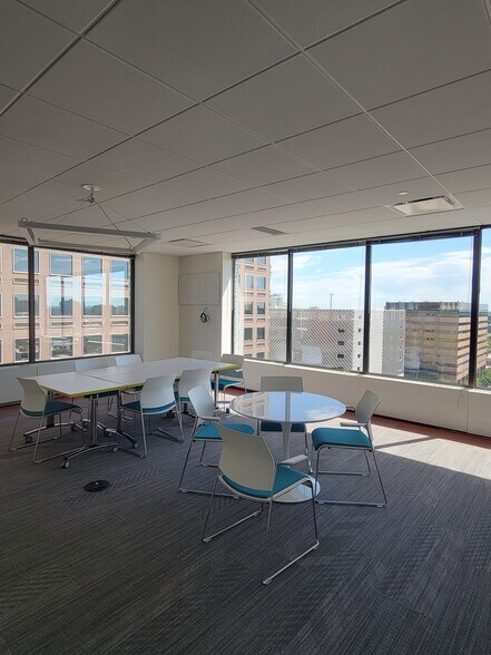 More Photos Of 1660 Lincoln St, Denver Coworking Space