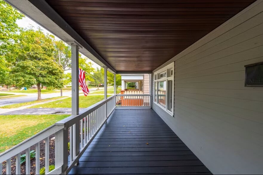 More Photos Of 3589 Cedarbrook Rd, Cleveland Heights Specialty For Sale