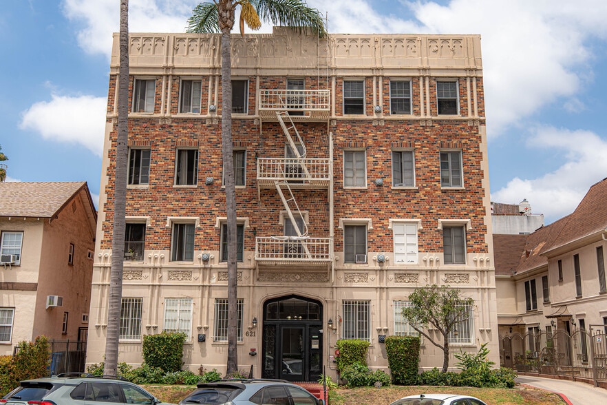 Primary Photo Of 621 S Dunsmuir Ave, Los Angeles Apartments For Sale