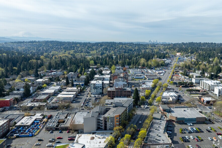 More Photos Of 12500-12520 Lake City Way NE, Seattle Apartments For Lease