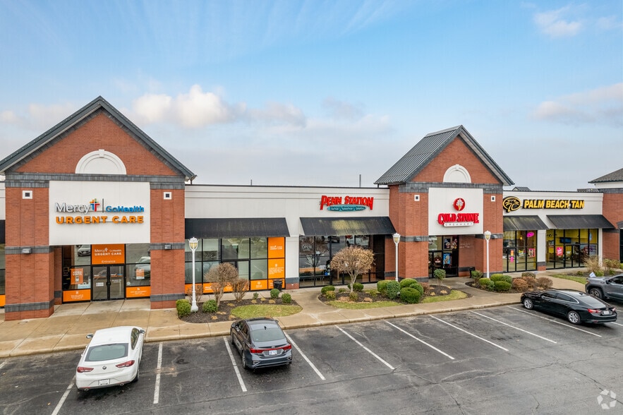 More Photos Of 900 E Battlefield St, Springfield General Retail For Lease