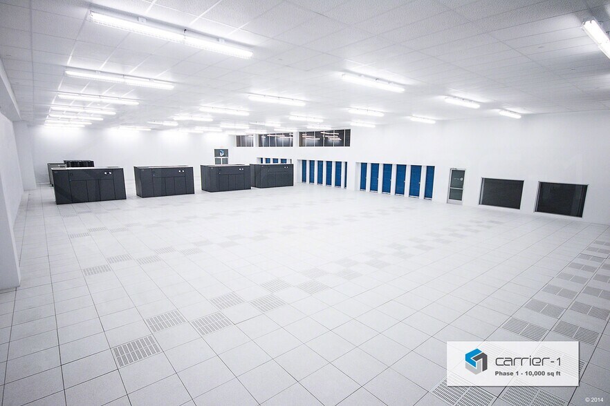 Primary Photo Of 1515 Round Table Dr, Dallas Warehouse For Lease