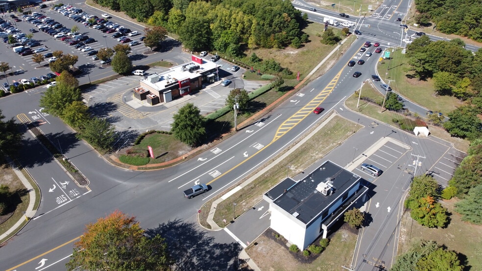 More Photos Of 120 Jack Martin Blvd, Brick General Retail For Sale