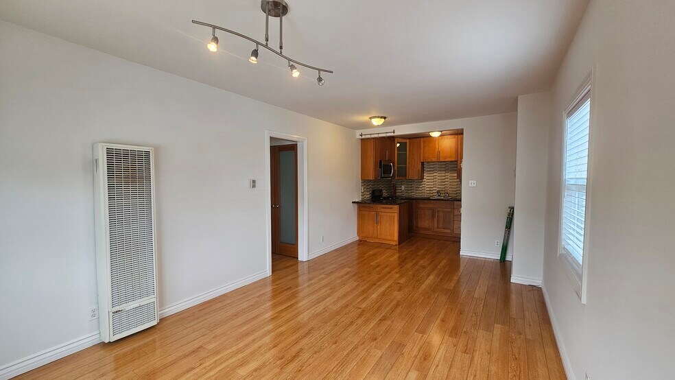 More Photos Of 603-607 1/2 N. Bronson Av, Los Angeles Apartments For Sale