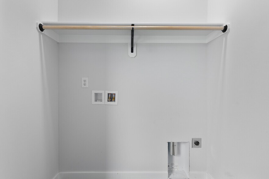 More Photos Of 4527 Forest Avenue, Kansas City Multifamily For Sale