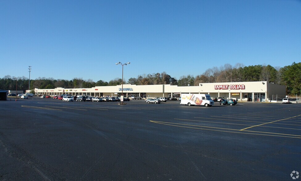 More Photos Of 5265 Lawrenceville Hwy NW, Lilburn Storefront For Lease
