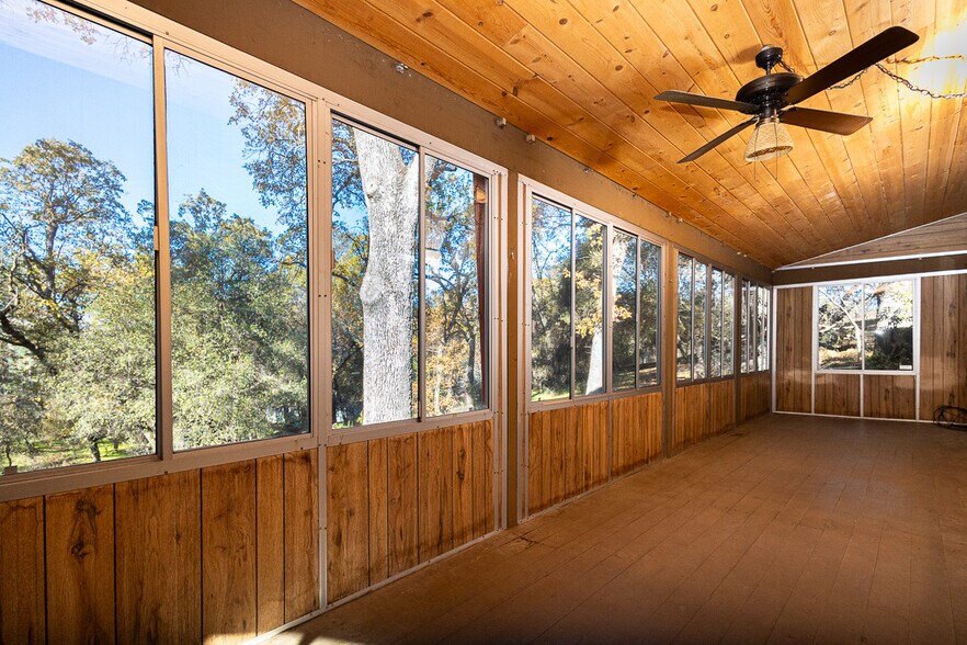 More Photos Of 6433 Mother Lode Dr, Placerville Office For Sale
