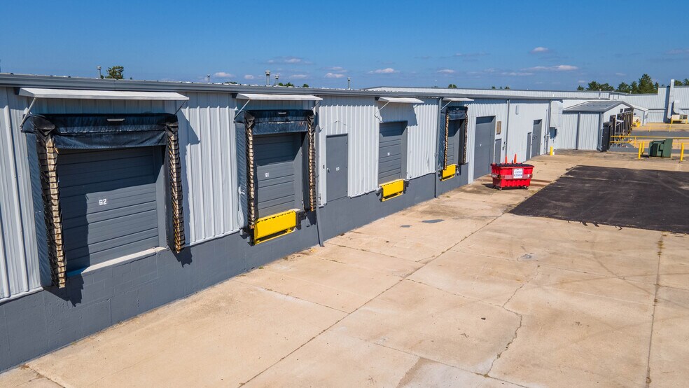 More Photos Of N9246 State Road 80, Necedah Warehouse For Lease