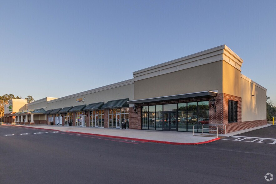 More Photos Of 1435 E Oglethorpe Hwy, Hinesville Supermarket For Lease