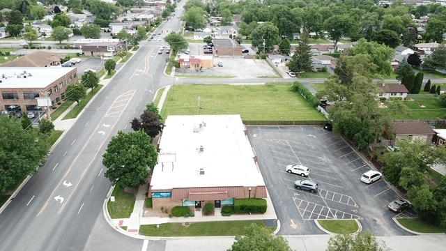 Primary Photo Of 9957-9959 S Roberts Rd, Palos Hills Medical For Lease