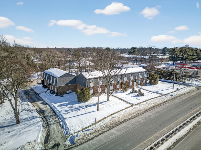 More Photos Of 2053 Memorial Dr, Chicopee Apartments For Sale