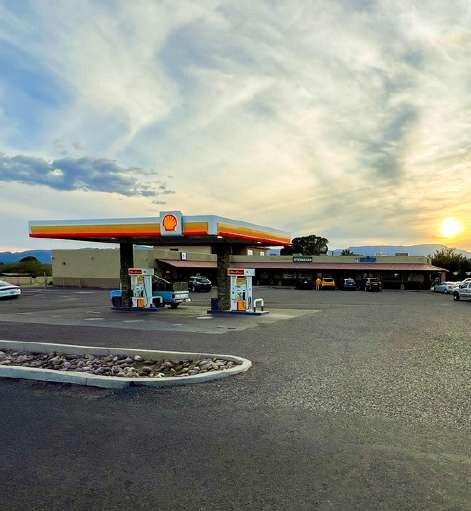 More Photos Of 1220 S Eastern Dr, Cornville Storefront For Sale