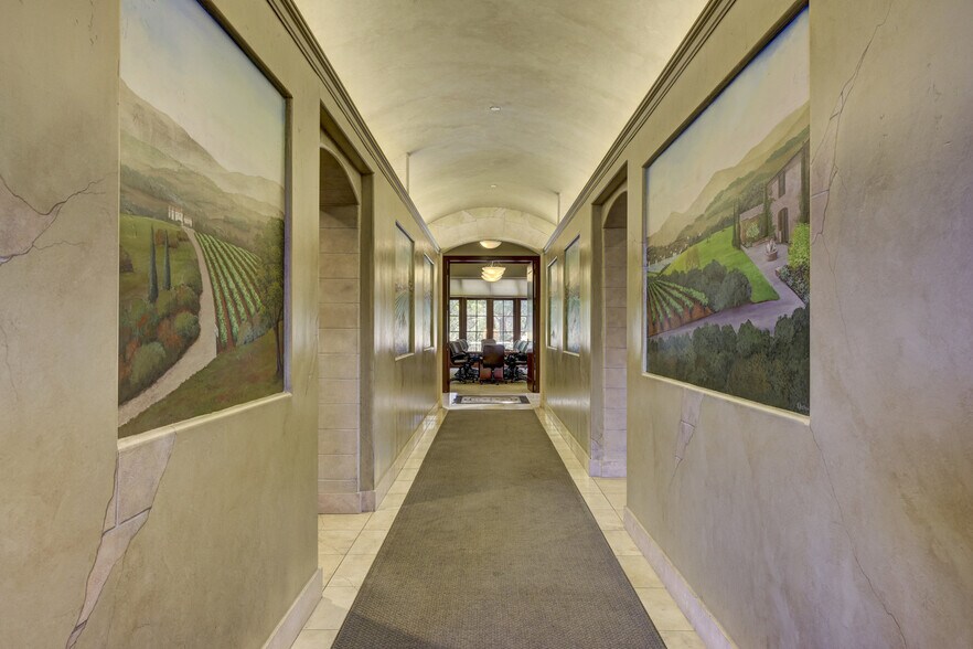 More Photos Of 140 Diamond Creek Pl, Roseville Office Residential For Lease