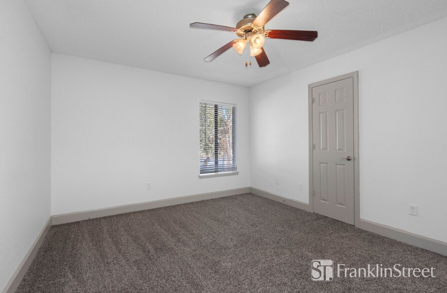 More Photos Of 1756 S Clyde Morris Blvd, Daytona Beach Apartments For Sale