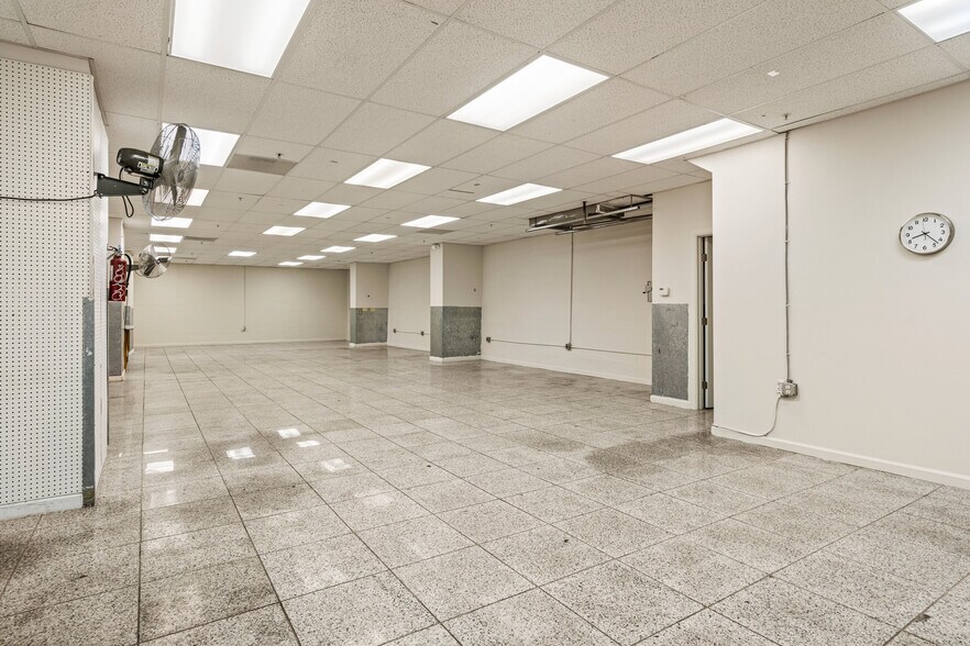 More Photos Of 1118-1120 Howard St, San Francisco Office For Sale