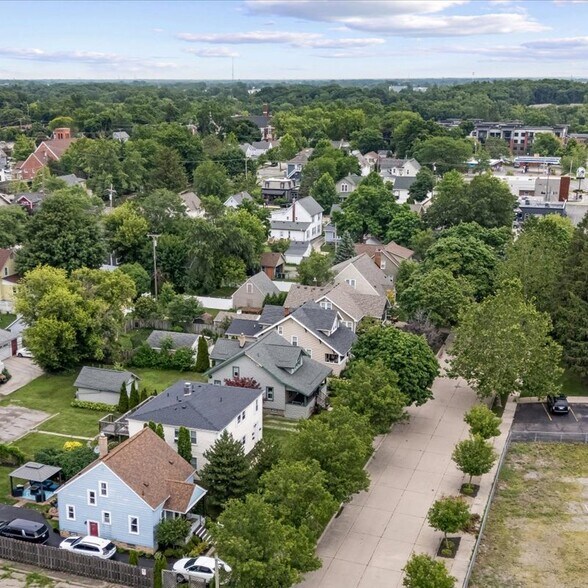 More Photos Of 318 Blanche St, Plymouth Multifamily For Sale