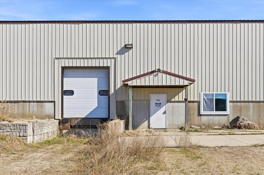 More Photos Of 24104 755th Ave, Albert Lea Warehouse For Sale
