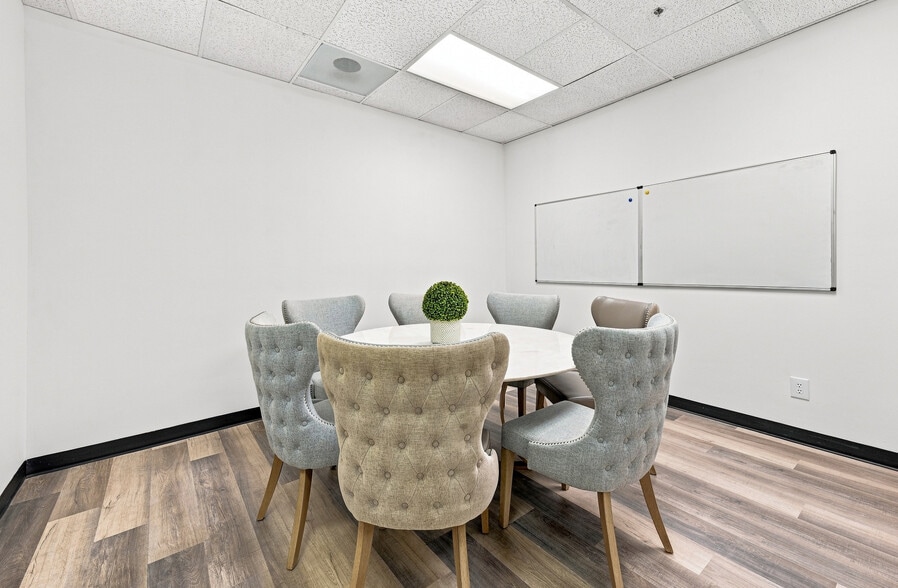 More Photos Of 365 S Rancho Santa Fe Rd, San Marcos Office For Sale