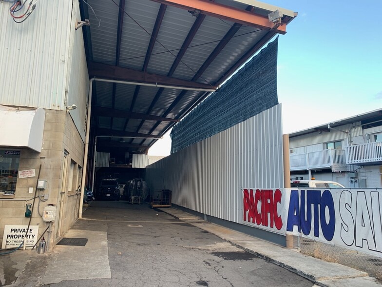 More Photos Of 655 Mapunapuna St, Honolulu Warehouse For Lease
