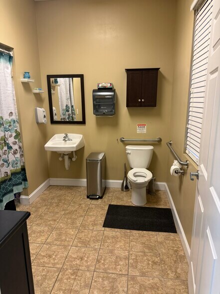 More Photos Of 8720-A Northpark Blvd, Charleston Office For Lease