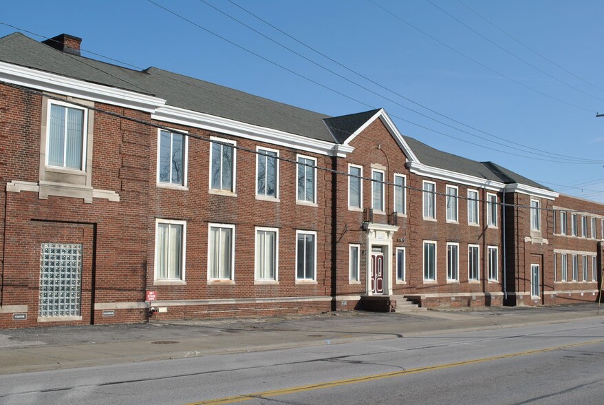 Primary Photo Of 17877 St Clair Ave, Cleveland Manufacturing For Sale