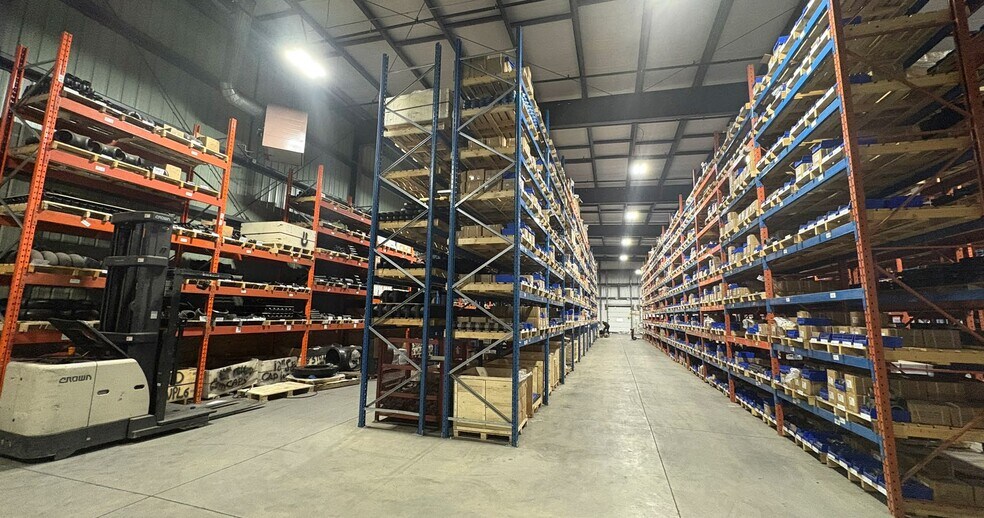 More Photos Of 7710-7730 34th St, Edmonton Warehouse For Lease