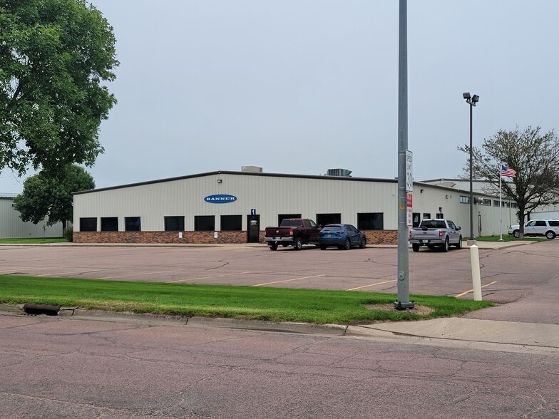 More Photos Of 99 15th St Nw, Huron Manufacturing For Sale